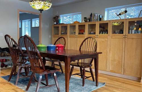 Juneau House | Home on the Hill at Kelli Creek