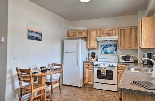 Fritz Creek House | Homer Hideaway on Fritz ‘Creekside’ - Pets Welcome