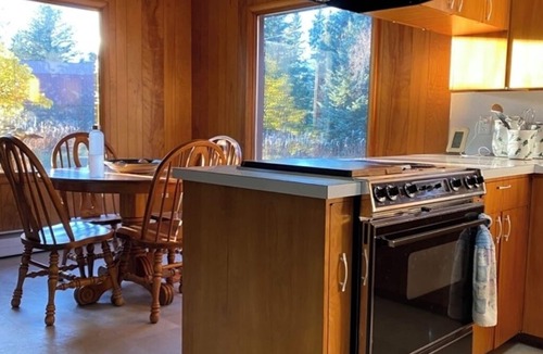 Anchor Point House | HOMESTEAD HIDEAWAY, ANCHOR POINT'S AUTHENTIC HOMESTEAD JUST 20 MINUTES TO HOMER