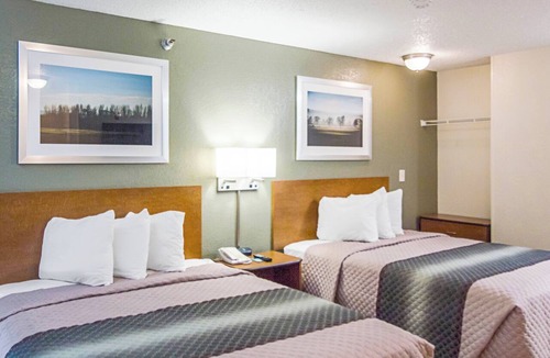 George Bush Park/Eldridge Hotel | HomeTowne Studios by Red Roof Houston - West Oaks/Energy Corridor