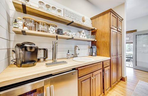 Colorado Springs House | Hot Tub! Mtn-View Family Haven in Black Forest