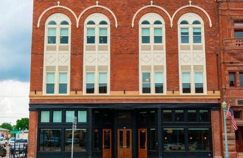 Red Cloud Hotel | Hotel Garber