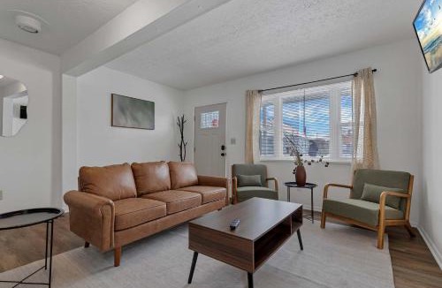 Columbus House | Housepitality - The Southside Ranch