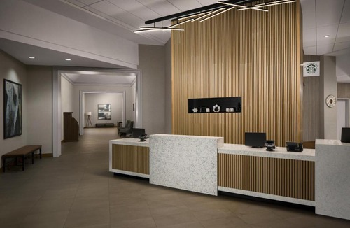 Glendale Hotel | Hyatt Place Denver Cherry Creek