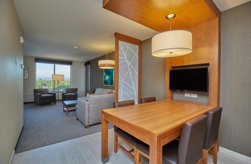 Cal Young Hotel | Hyatt Place Eugene/Oakway Center