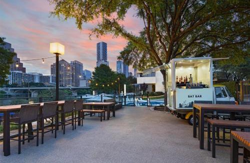 Downtown Austin Hotel | Hyatt Regency Austin