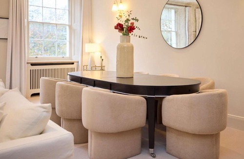 Hyde Park Apartment | Hyde Park Square Classic