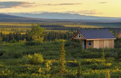 Healy Cabin | Into the Wild Cabin