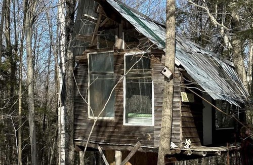Dorchester House | Into the Woods: Discover Our Charming Rustic Treehouse in Dorchester, NH