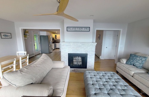 Sebago House | Island View on Sebago Lake