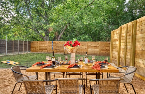 Austin Villa | Italy Inspired | Mini Volleyball | Ping-Pong | Yoga