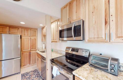 Historic Downtown Durango Apartment | Jarvis #202