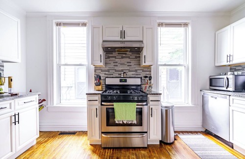 Victorian Village House | Jungle House Luxury Stays - Downtown Columbus & Short North