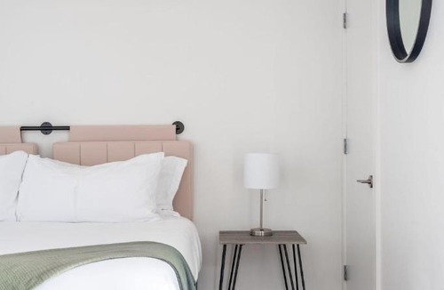 Waller Creek District Apartment | Kasa Lady Bird Lake Austin