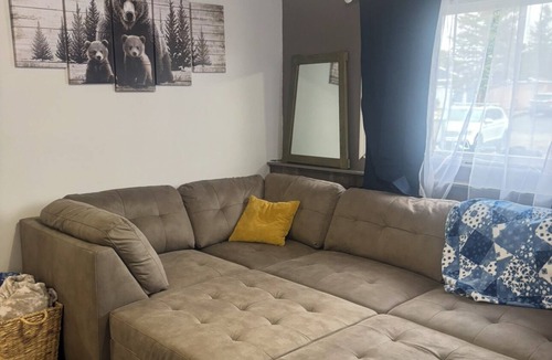 Kenai House | Kenai home minutes from anywhere you need to go. Pet and family friendly!