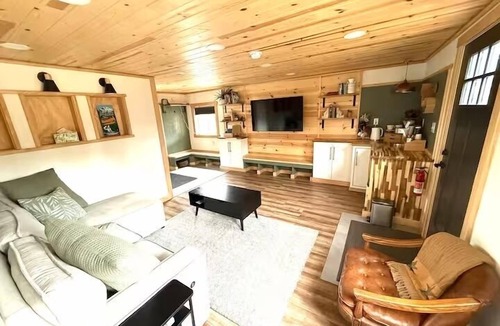 Kenny Lake House | Kenny Lake Getaway - Gateway to Valdez/Kennicott/McCarthy/Copper River