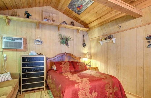 Emory Cabin | Kick Back @ Lake Fork