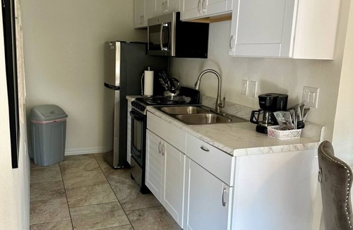 Siesta Key Hotel | King Deluxe Suite #1