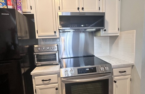 Cornelius Condo | Lake front 2Bedroom & 2bath condo Ground floor