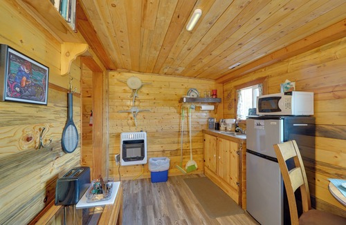 Ridgeway Apartment | Lakefront Bliss! Ultimate Soldotna Retreat w/Deck