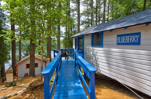 Orland Cabin | Lakefront Blueberry Tiny Cabin @ Getogether Stays