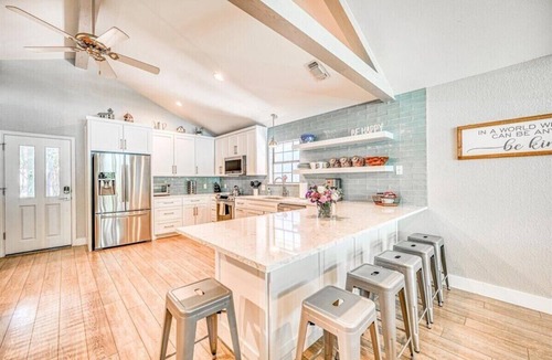 Kingsland House | Lakefront Dock, Hot Tub & Great for Groups