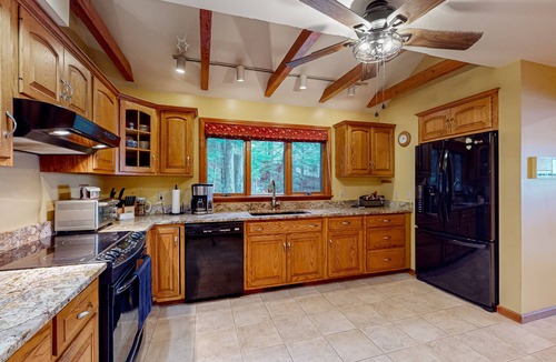 Raymond House | Lakefront home with amazing sunrise & sunset views, game tables & water toys