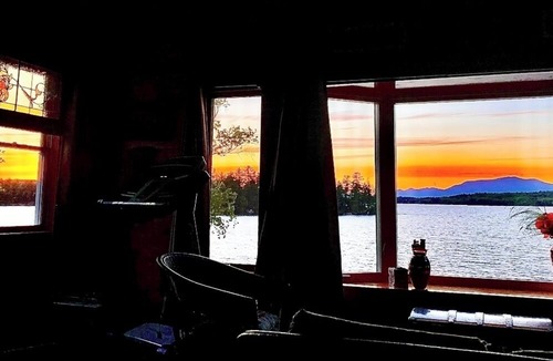 North Penobscot Cottage | Lakefront Maine Cabin - Panoramic Katahdin View’s - Rustic Luxury