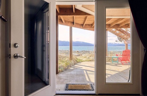Homer Condo | Lakeshore Lodging Lodge 619