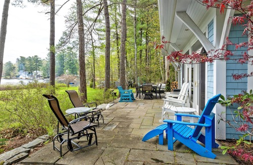 Raymond House | Lakeside retreat on Little Sebago Lake