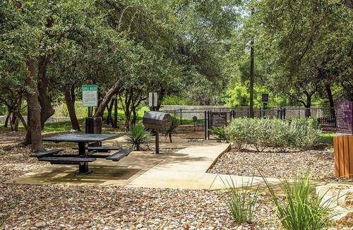 West Oak Hill Apartment | Landing | Amazing 1BD, Gym