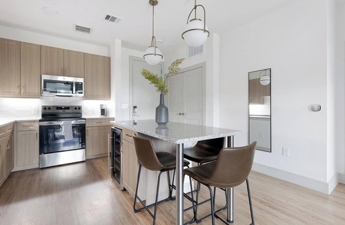 Scofield Farms Apartment | Landing | Amazing 1BD, Pool, Clubhouse