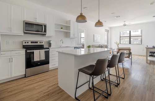 Austin Apartment | Landing | Amazing 2BD, Clubhouse, Gym