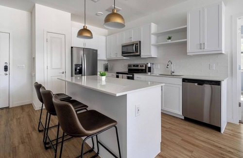 Austin Apartment | Landing | Amazing 2BD, Clubhouse, Gym