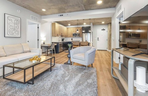 Englewood Apartment | Landing | Beautiful 2BD, Rooftop Lounge, Gym