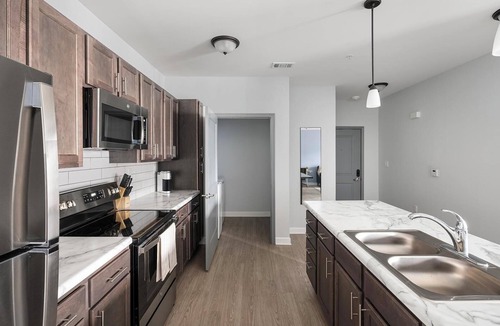Ooltewah Apartment | Landing | Beautiful 2BD, Pool, Clubhouse
