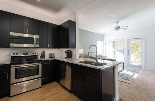 Austin Apartment | Landing | Incredible 1BD, Gym, Courtyard