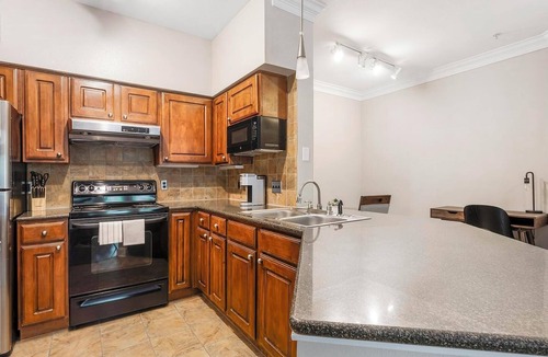 West Oak Hill Apartment | Landing | Incredible 1BD, Gym