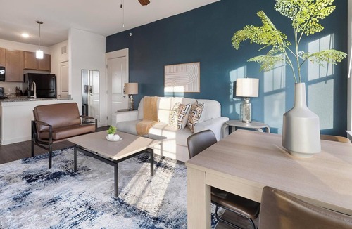 Lockhart Apartment | Landing | Incredible 1BD, Gym, Pool