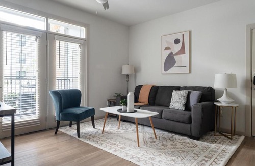 Pflugerville Apartment | Landing Modern 1BD Clubhouse Pool