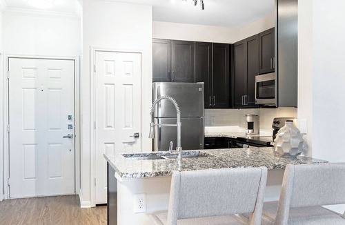Austin Apartment | Landing | Modern 1BD, Pool, Gym