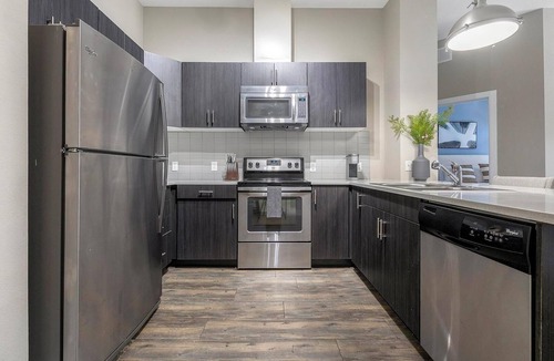 Washington Park West Apartment | Landing | Modern 2BD, Gym, Clubhouse
