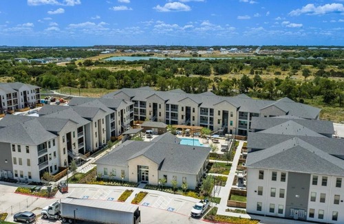 Leander Apartment | Landing | Stunning 1BD, Clubhouse, Gym