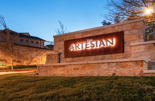 Austin Apartment | Landing | Stylish 1BD, Clubhouse, Pool