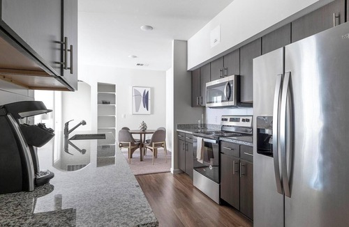 Pflugerville Apartment | Landing | Stylish 2BD, Clubhouse, Gym