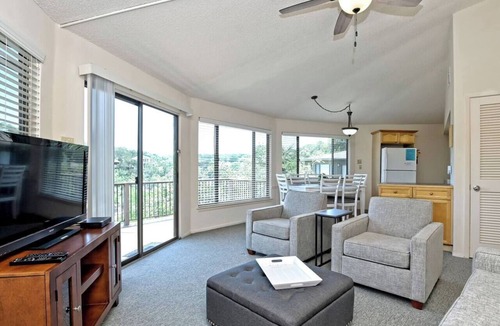 Lakeway Villa | Lantana #16 - Woodland Treehouse with Spa & Pool Access