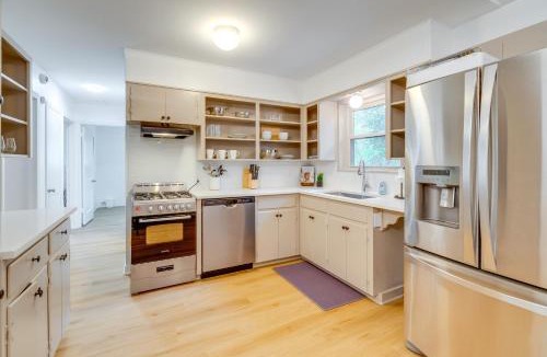 Hancock House | Large Deck, Rec Room! 2-Unit ATX Retreat By Campus