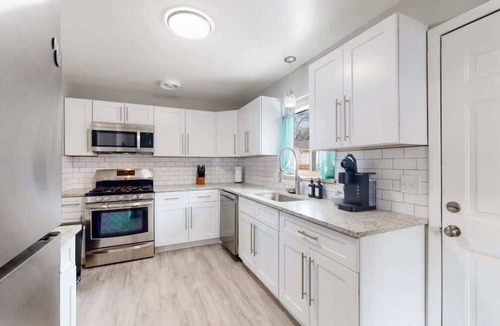 Virginia Village House | Large Family Retreat in Quiet Denver Spot