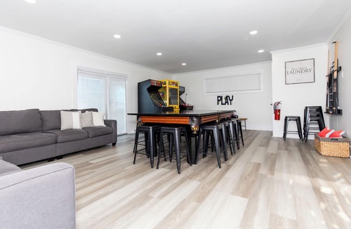 Huron House | Large Group Space with Theatre & Game Room - Sleeps 20!
