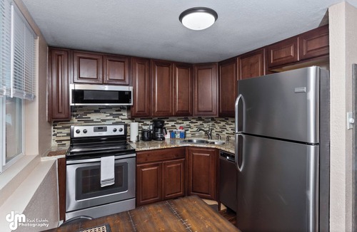 Spenard Apartment | Last frontier Rental Family #1